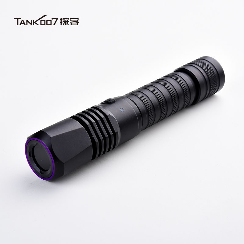 TANK007探客CI05匀光手电筒刑侦、检查、找寻、勘察等..